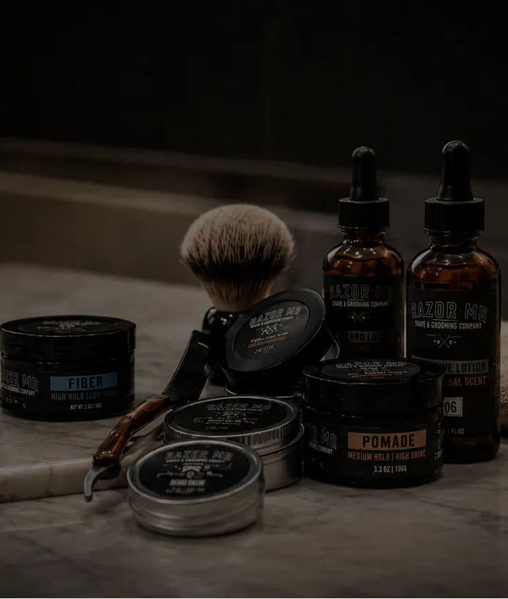 Pinceau de rasage de voyage RAZOR MD à manche noir (poils synthétiques)